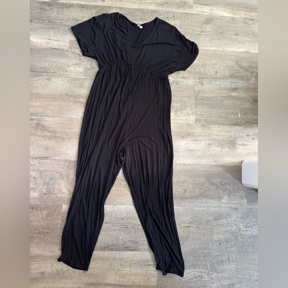 ASOS Maternity Black Short Sleeve V-Neck Maternity Jumpsuit